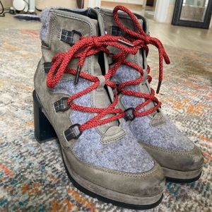 Sorel Cozy Heel Boots- Tricolor